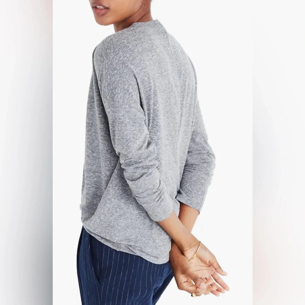 MADEWELL - Dropped Shoulder Long Sleeve Tee - Picture 2 of 8